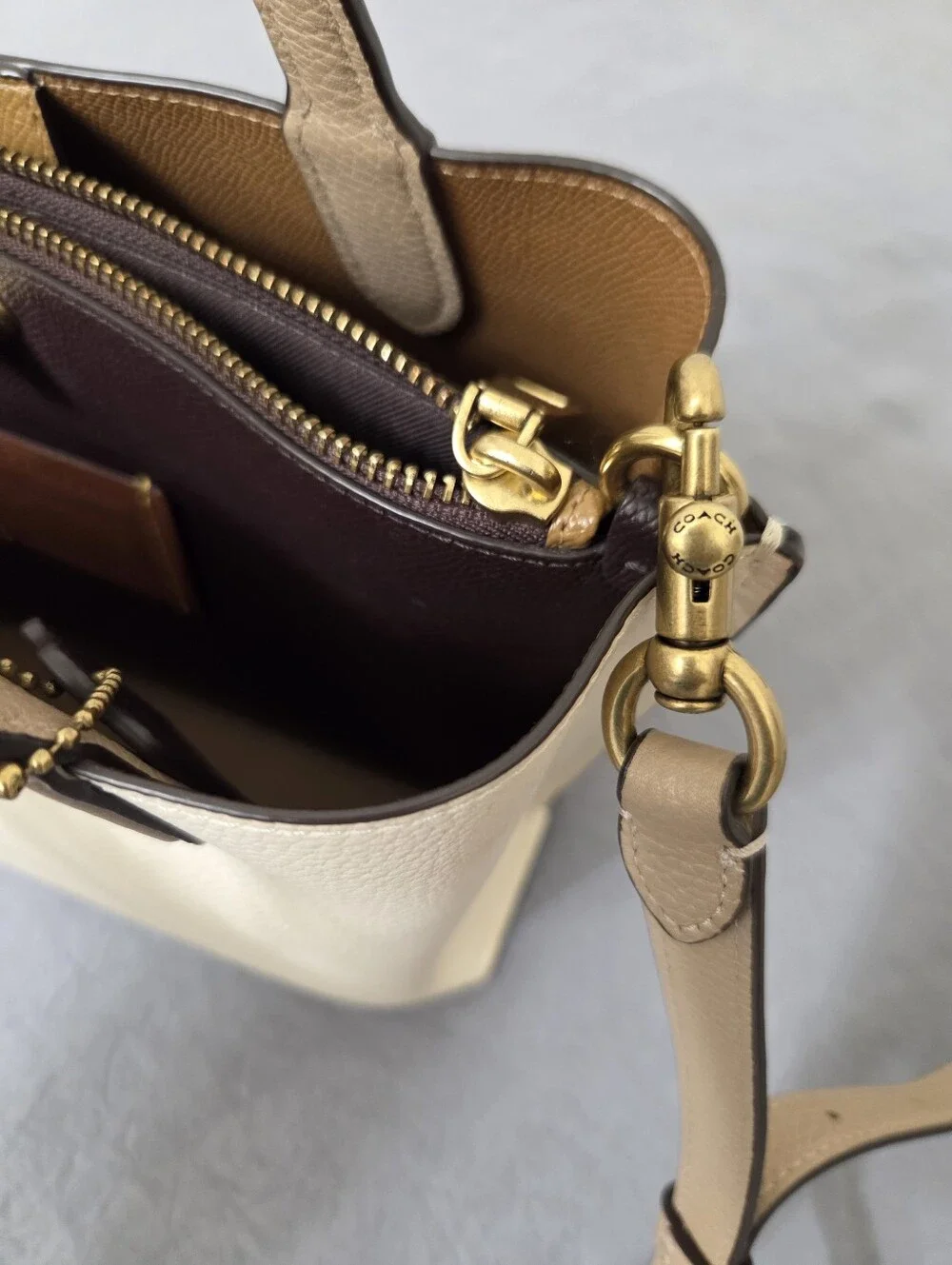 Coach Cream and Tan Leather Crossbody Tote with Gold Hardware And  Worn Twice